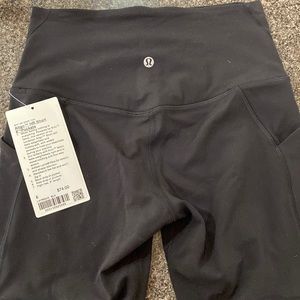NWT LULULEMON Align HR Short 8” with pockets